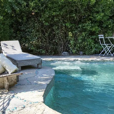 Cozy House With Garden In Bodrum 酒店 3*